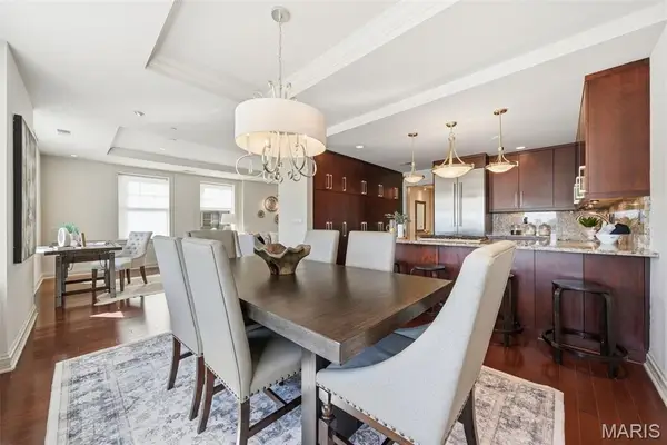 232 N Kingshighway Boulevard #1010, St Louis, MO 63108