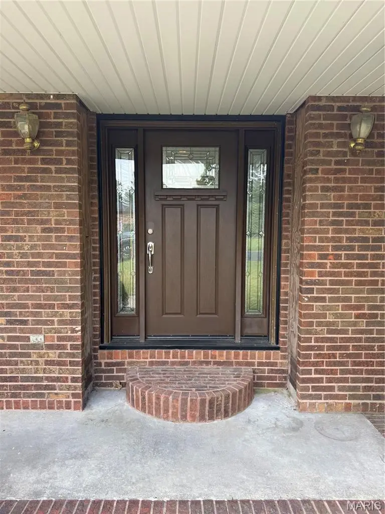 109 Clara Drive, Sikeston, MO 63801 - #2