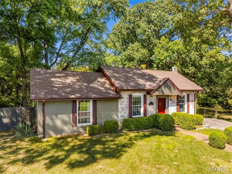 19710 Old Jamestown Road, Florissant, MO 63034 - #2