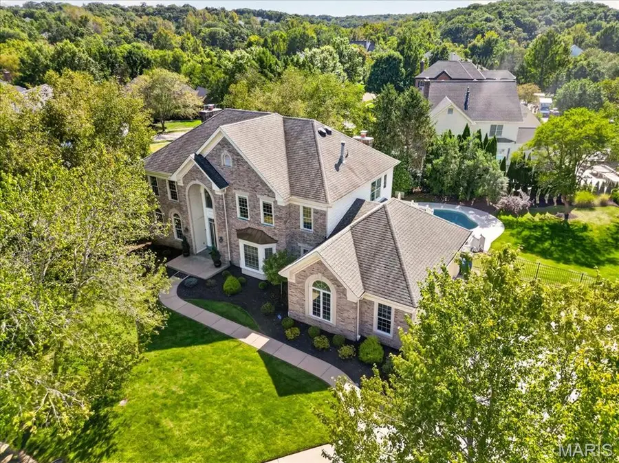 17915 White Robin Court, Chesterfield, MO 63005 - #2