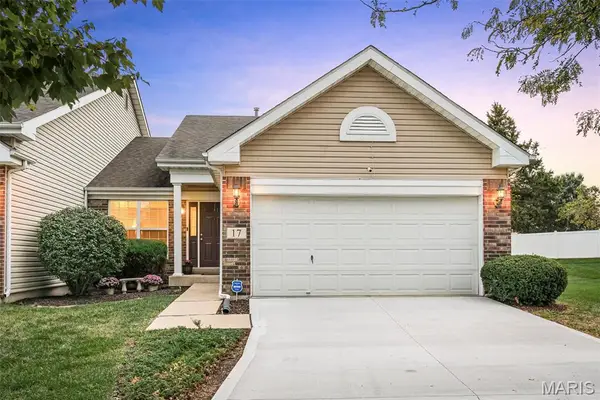 17 Belmonte Court, Lake St Louis, MO 63368