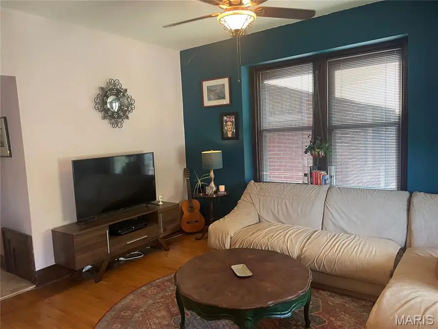 5418 S Kingshighway Boulevard, Saint Louis, MO 63109 - #3