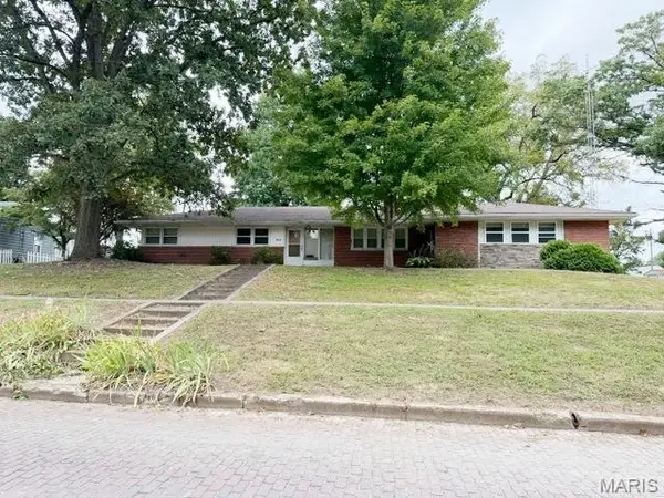 134 N Broad Street, Hillsboro, IL 62049