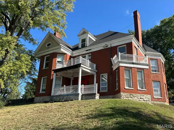 601 N 3rd Street, Louisiana, MO 63353