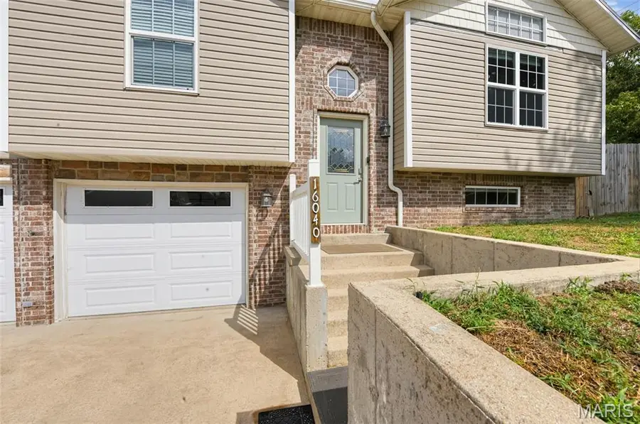 16040 Haidyn Road, Saint Robert, MO 65584 - #2