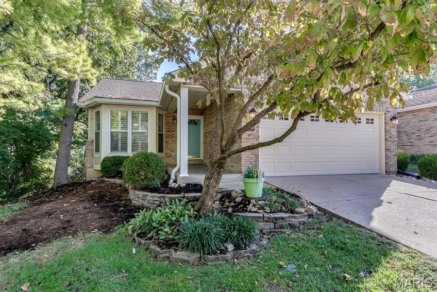 7421 Kenrick Pointe Drive, Shrewsbury, MO 63119 - #3