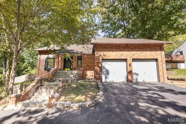 32 Windsor Drive, Belleville, IL 62223