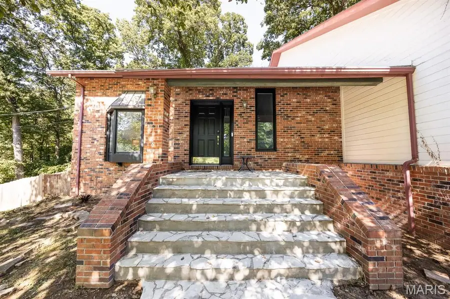 32 Windsor Drive, Belleville, IL 62223 - #3
