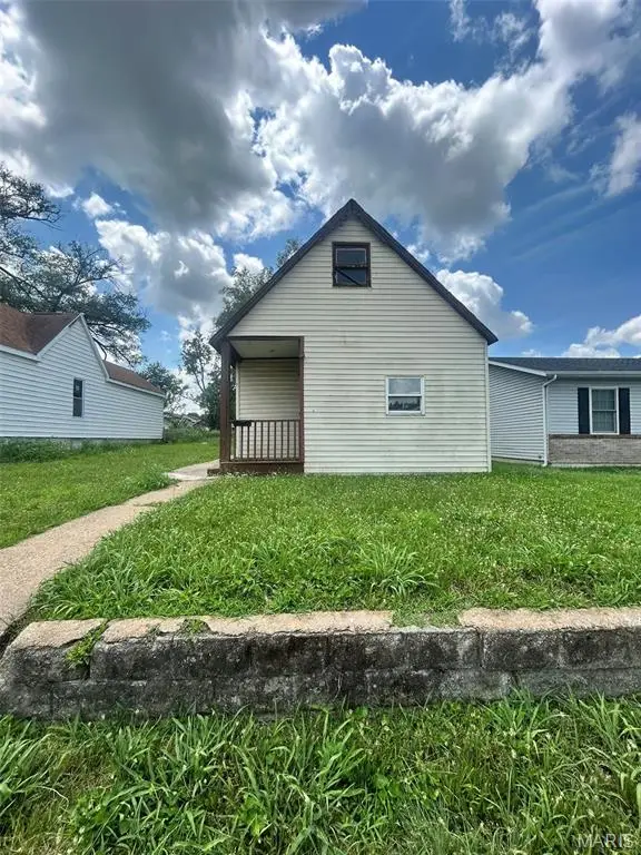 1541 5th Street, Madison, IL 62060 - #1