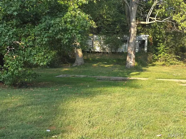 701 N Hickory Street, Dexter, MO 63841
