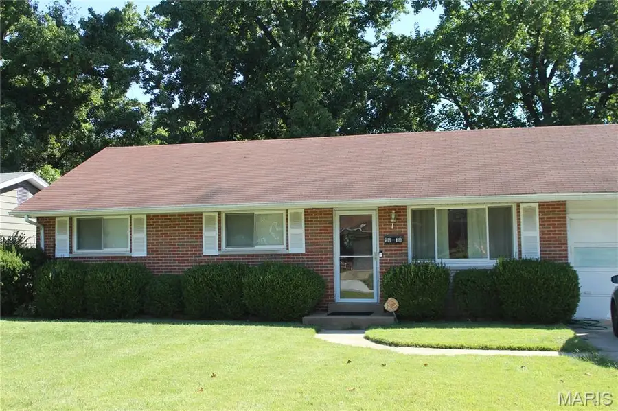 9478 Jaros Court, Bellefontaine Neighbors, MO 63137 - #2