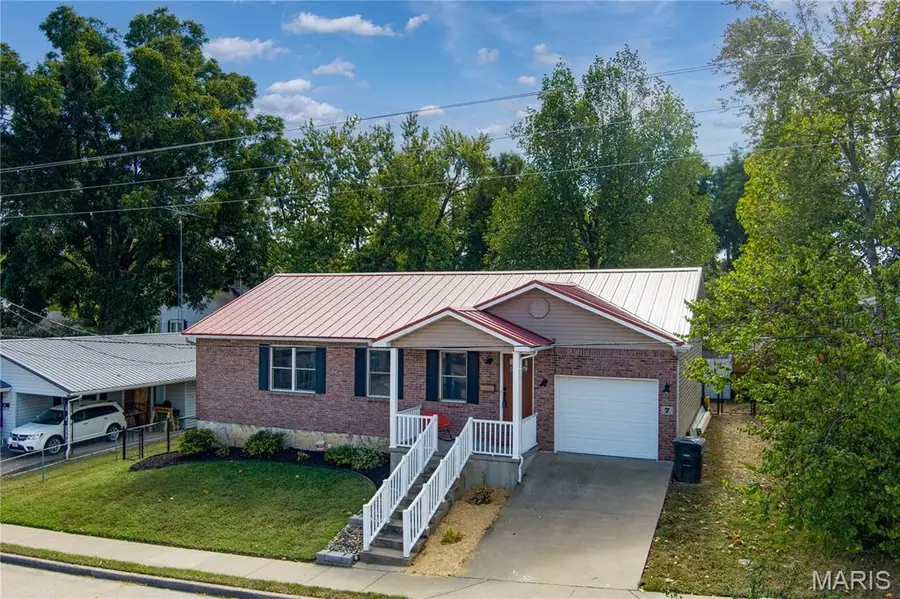 7 W South Street, Perryville, MO 63775 - #2