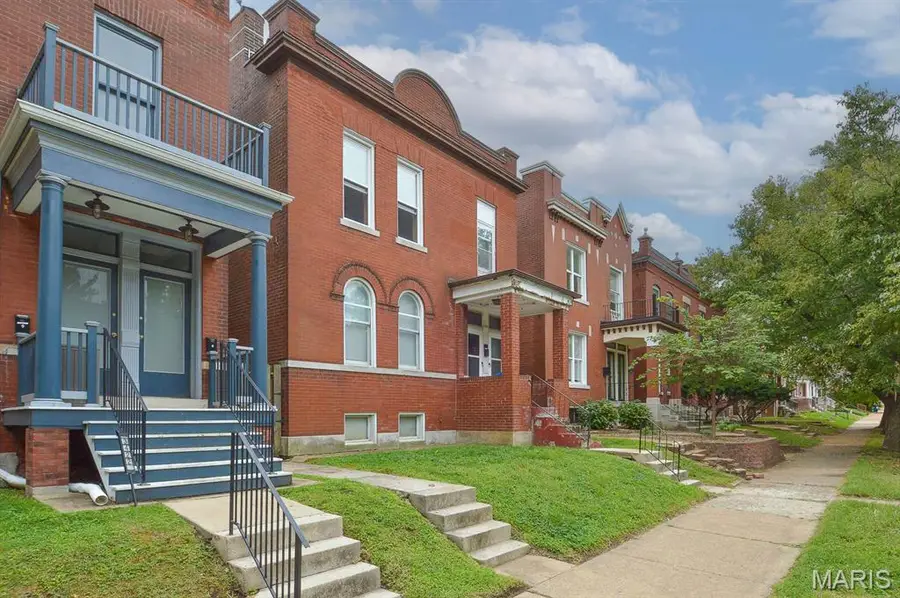 3424 Utah Street, Saint Louis, MO 63118 - #3