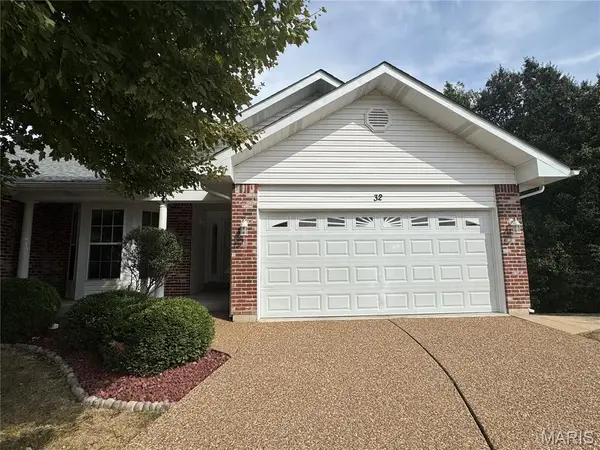 32 Austin Hill Court, Wentzville, MO 63385