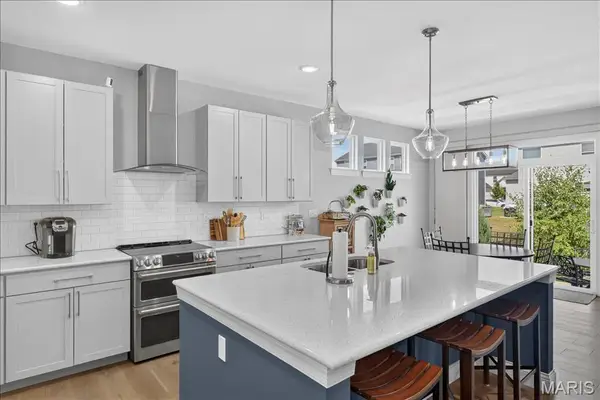 656 Moffett Laurel Drive, Lake St Louis, MO 63367