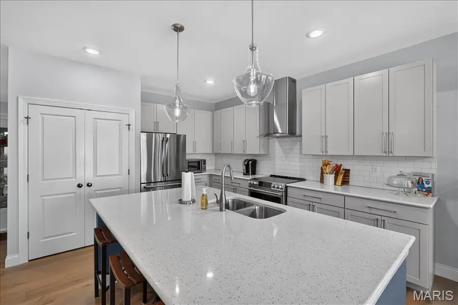 656 Moffett Laurel Drive, Lake Saint Louis, MO 63367 - #3