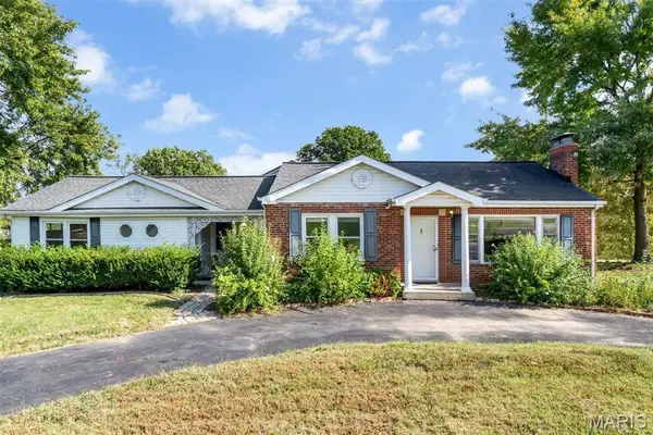 9920 Wolff Drive, St Louis, MO 63123