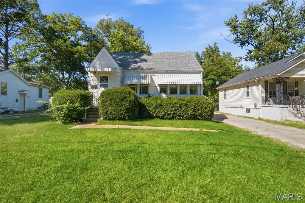 2307 E Main Street, Belleville, IL 62221 - #1