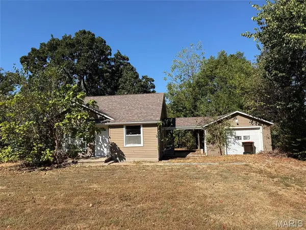 867 W Park Manor Boulevard, Lebanon, MO 65536