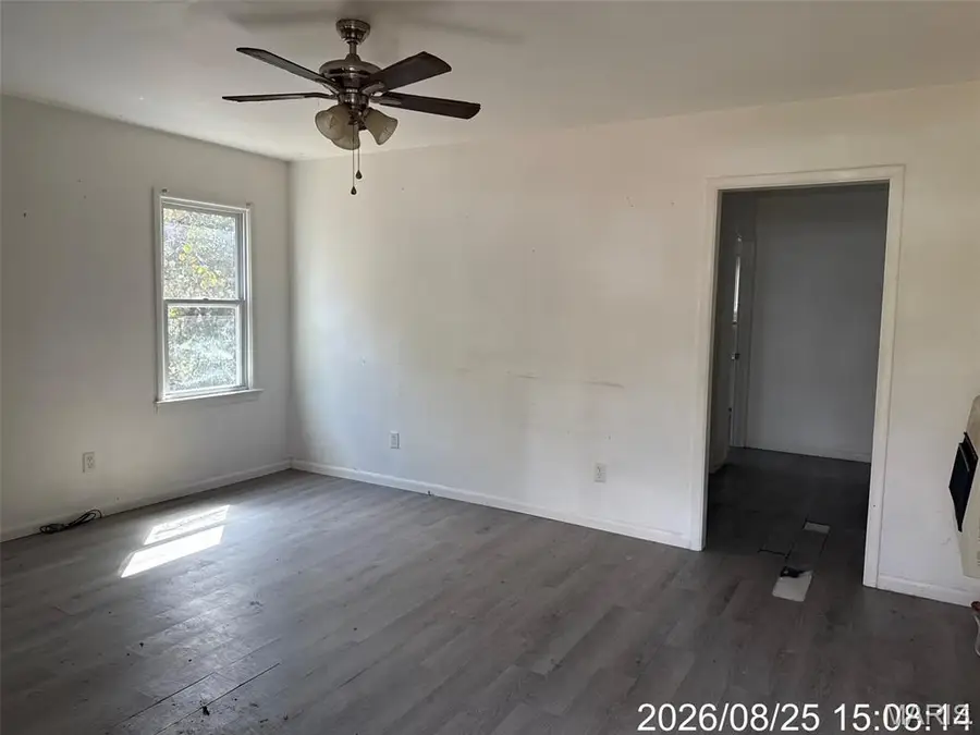 867 W Park Manor Boulevard, Lebanon, MO 65536 - #2