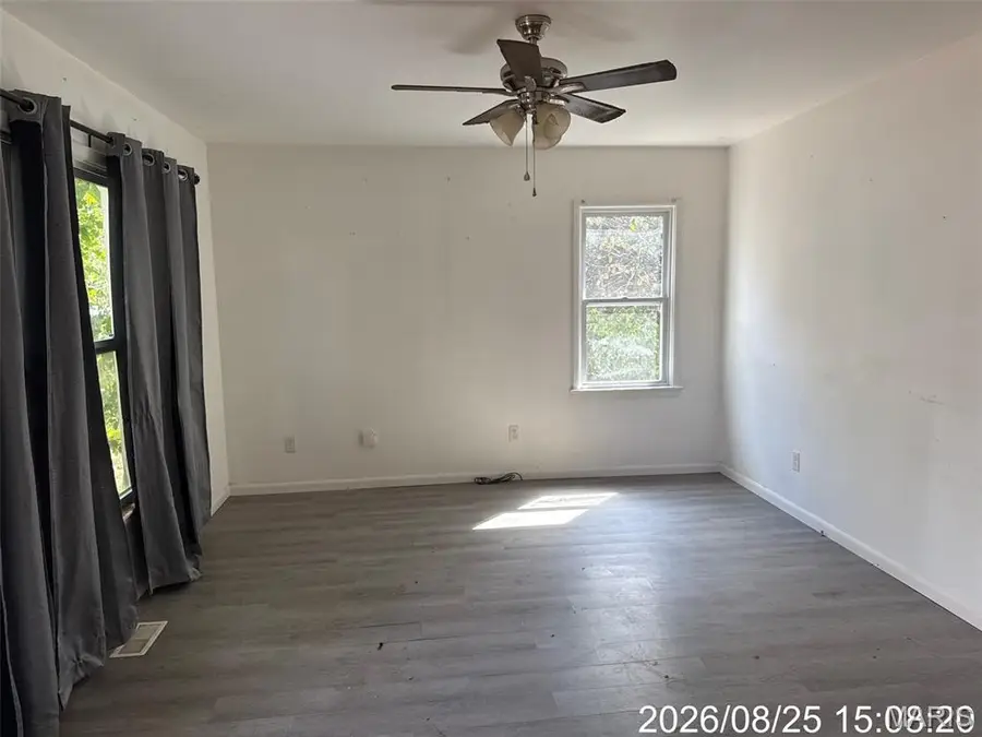 867 W Park Manor Boulevard, Lebanon, MO 65536 - #3