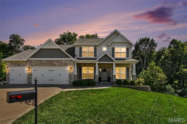 904 Old Nicholas Court, Fenton, MO 63026