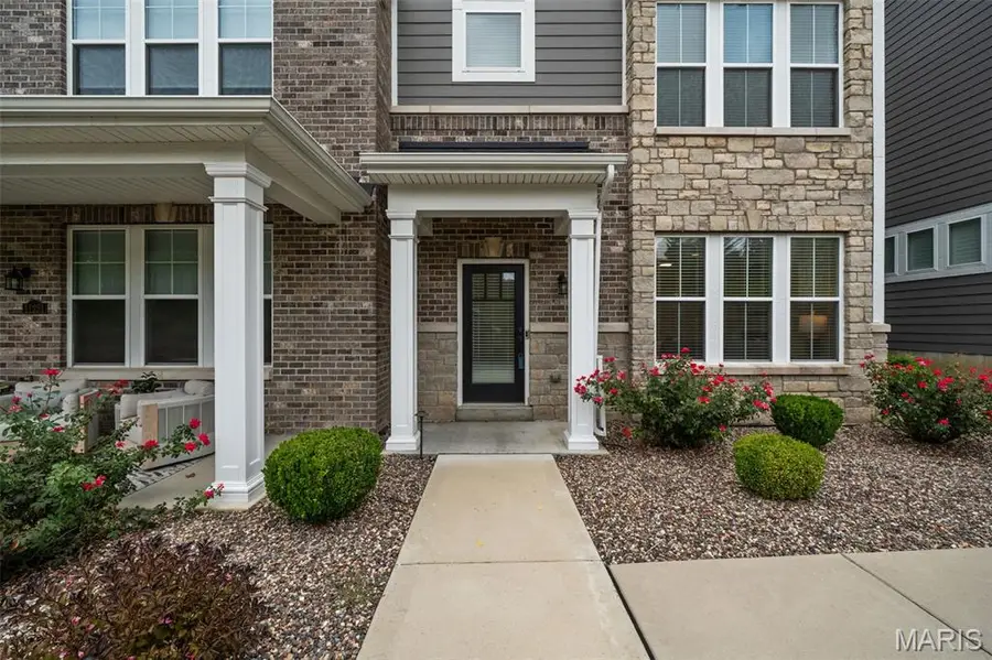 11247 Talamore Circle, Frontenac, MO 63131 - #2