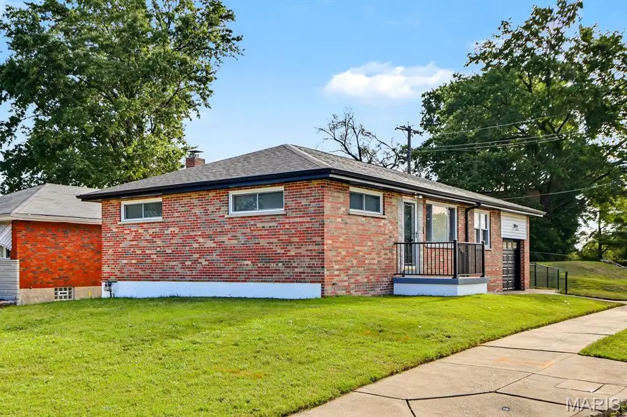 4107 Robert Avenue, Saint Louis, MO 63116 - #2