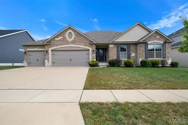 332 Mystic Brook Drive, O'Fallon, MO 63366