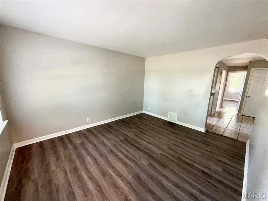 6142 Morganford Road, Saint Louis, MO 63116 - #3