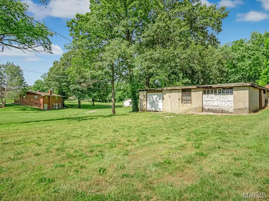 1000 Union Avenue, Belleville, IL 62220 - #2