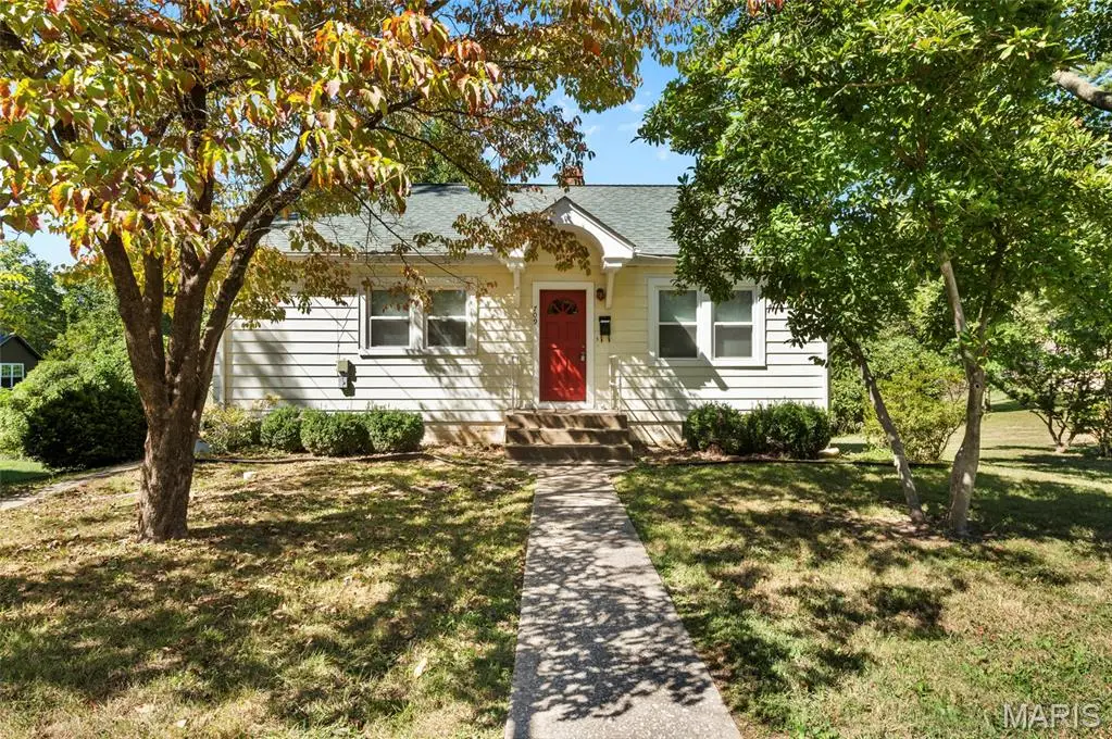 709 Payne Street, Edwardsville, IL 62025 - #1