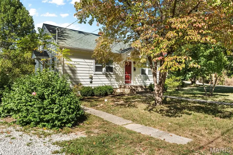 709 Payne Street, Edwardsville, IL 62025 - #2