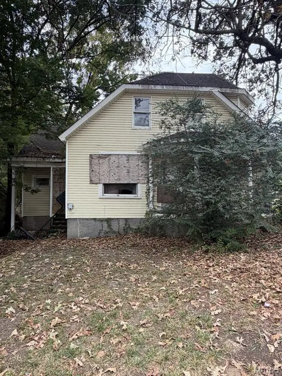 523 N 6th Street, Poplar Bluff, MO 63901 - #1
