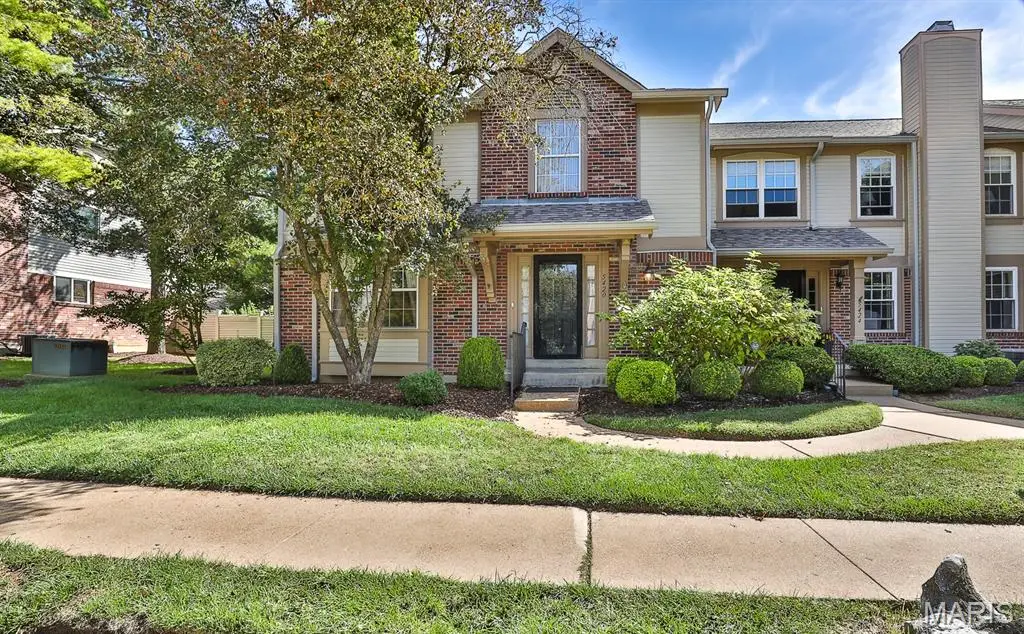 5420 Kenrick Parke Drive, Saint Louis, MO 63119 - #1