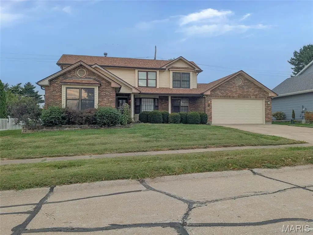 24 Huntington Parkway, Saint Charles, MO 63301 - #1