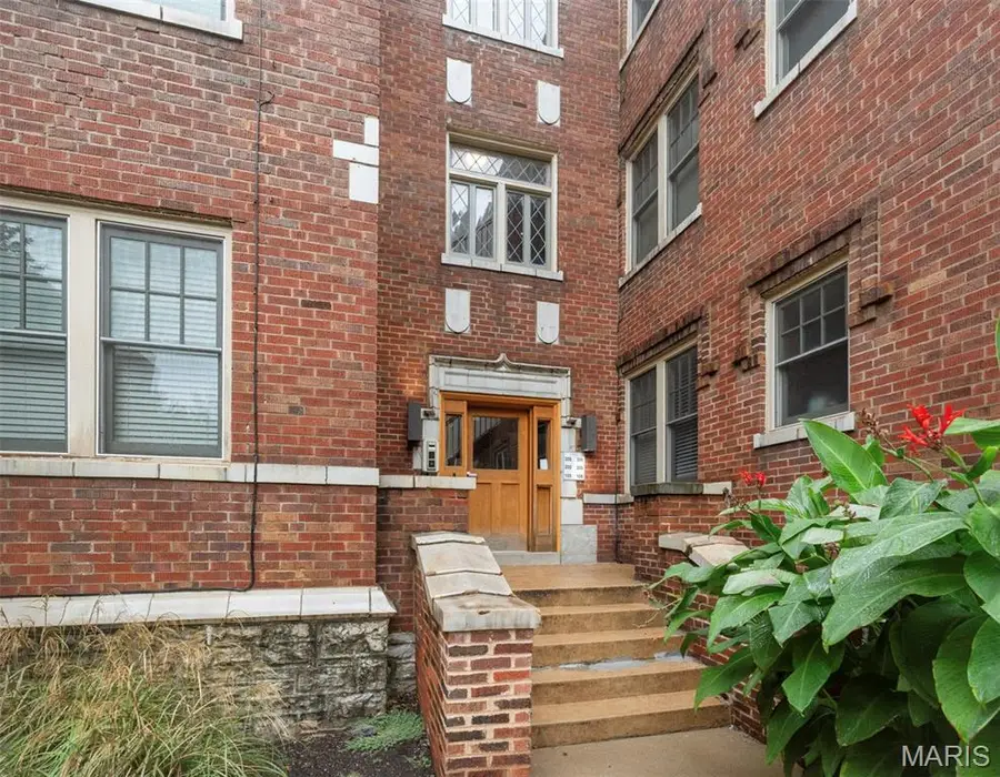 4101 Magnolia Avenue #206, Saint Louis, MO 63110 - #3