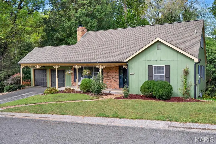 208 Westmoreland Street, Collinsville, IL 62234 - #2