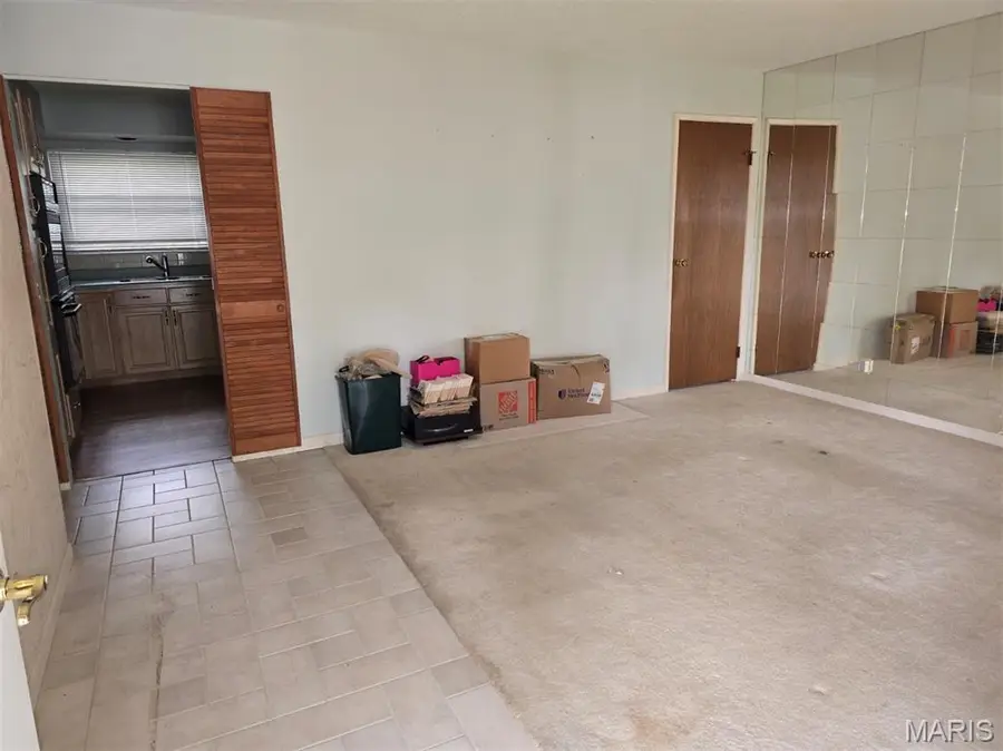 1760 Layven Avenue, Florissant, MO 63031 - #3