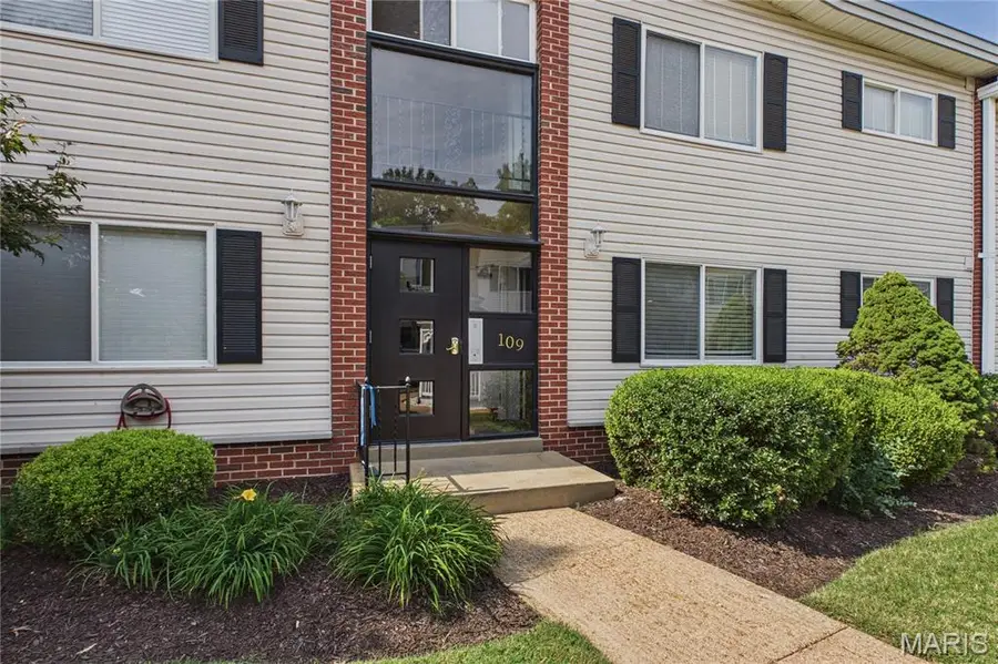 109 E Washington Avenue #1N, Saint Louis, MO 63122 - #2