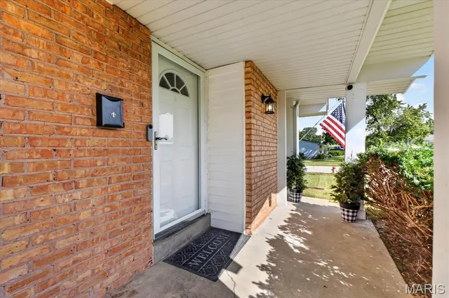 1395 Derhake Road, Florissant, MO 63033 - #2