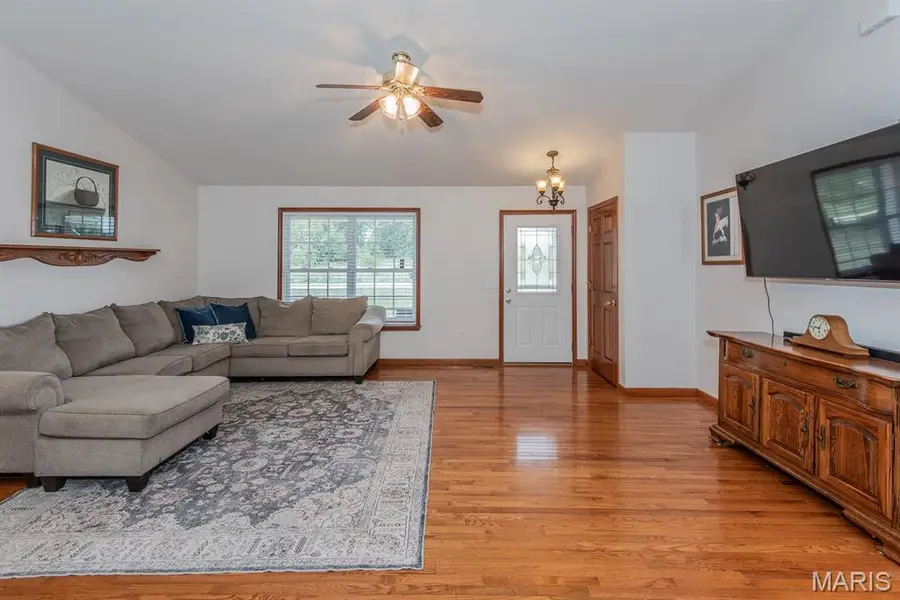 35 Chinkapin Court, Troy, MO 63379 - #3