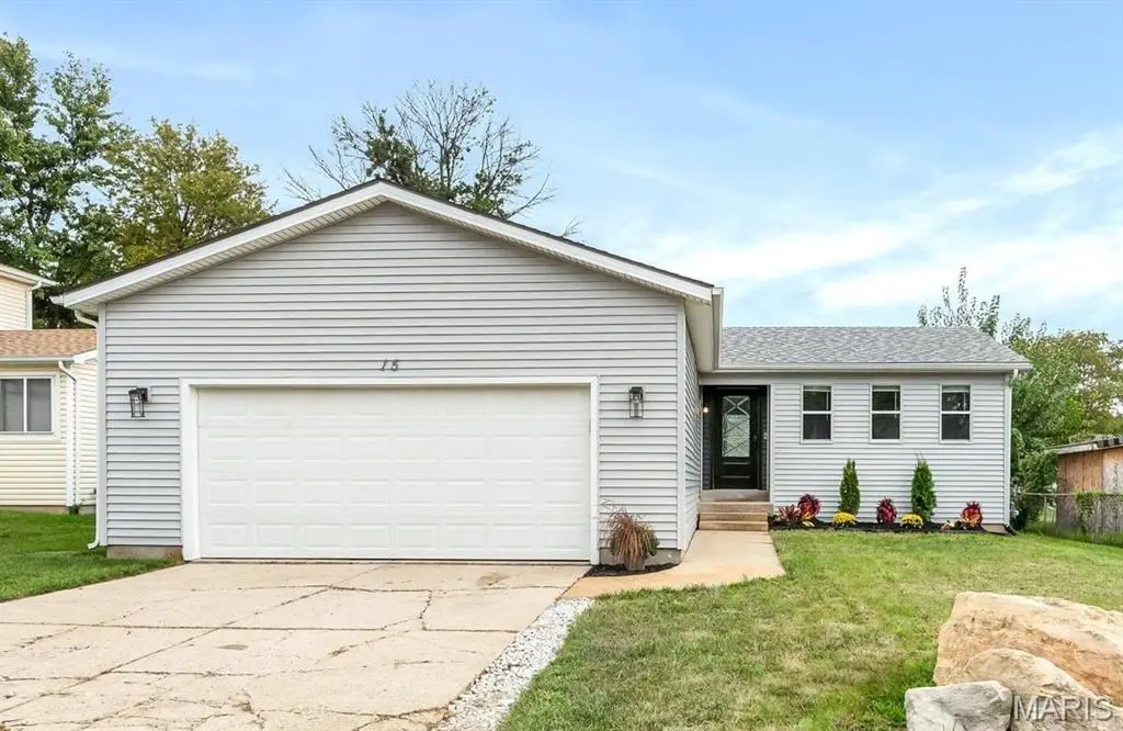 15 Laura Hill Road, Saint Peters, MO 63376 - #1