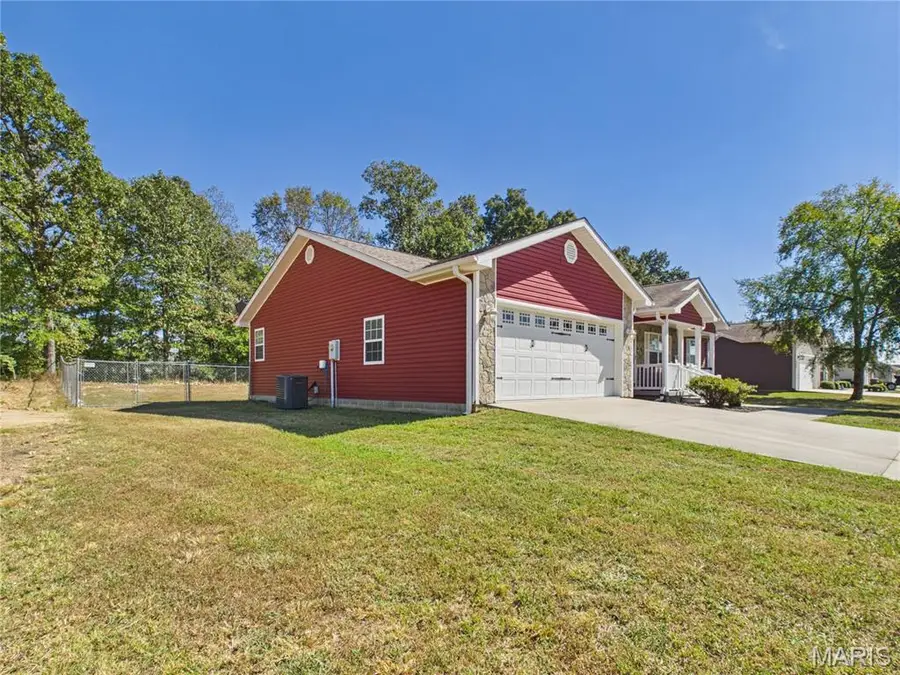 303 Murfield Drive, Poplar Bluff, MO 63901 - #3