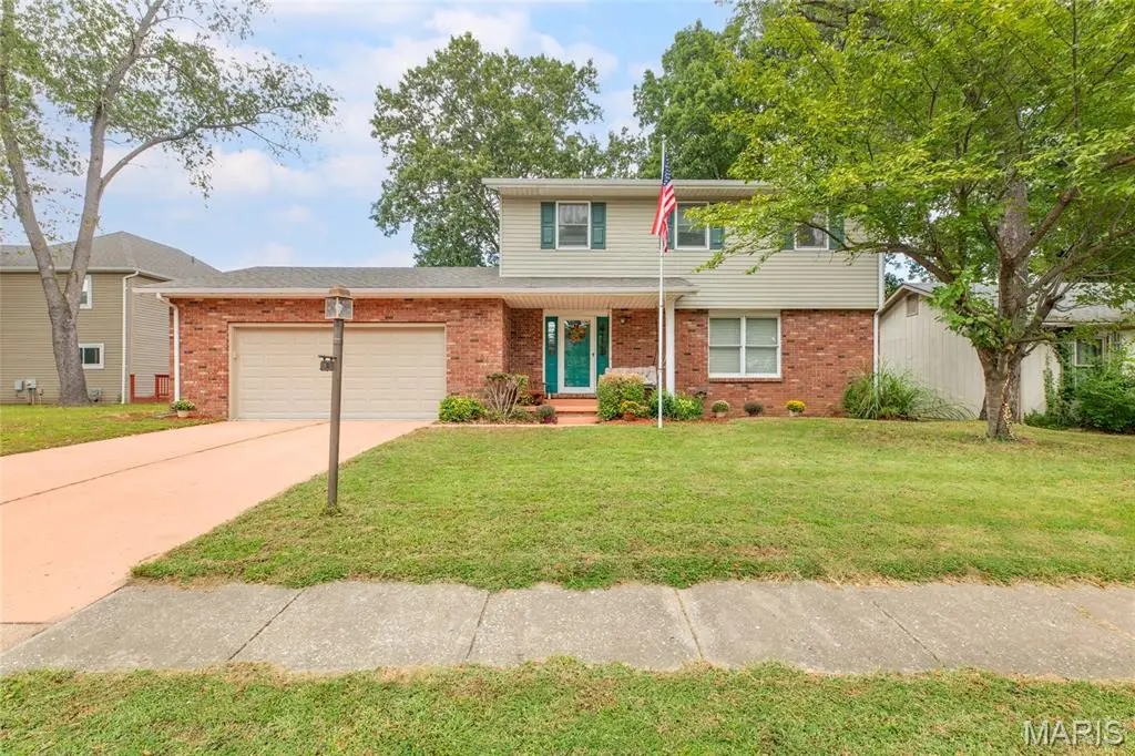 1902 Muny Vista Court, Alton, IL 62002 - #1