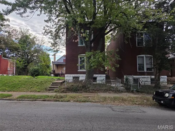 4452 S Compton Avenue, St Louis, MO 63111