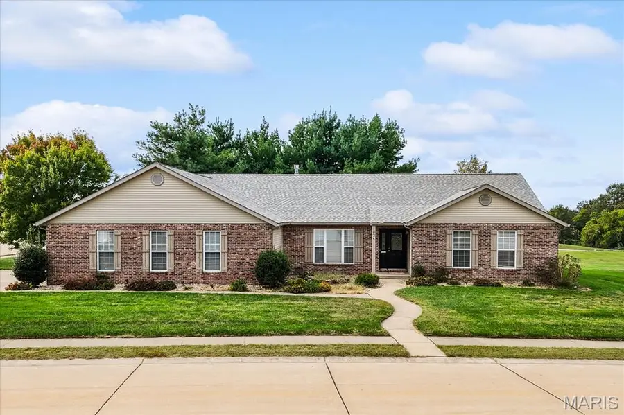 1024 W Fallen Lake Drive, Waterloo, IL 62298 - #2