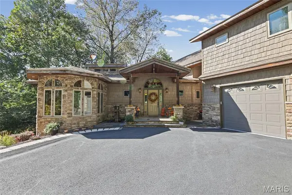 1003 Berry Lane, Edwardsville, IL 62025