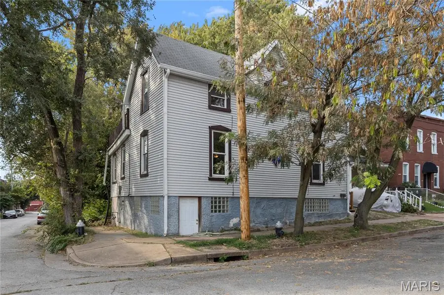 5129 S Compton Avenue, Saint Louis, MO 63111 - #2