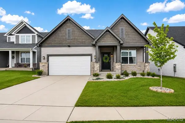 204 Randlin Drive, Lake St Louis, MO 63367